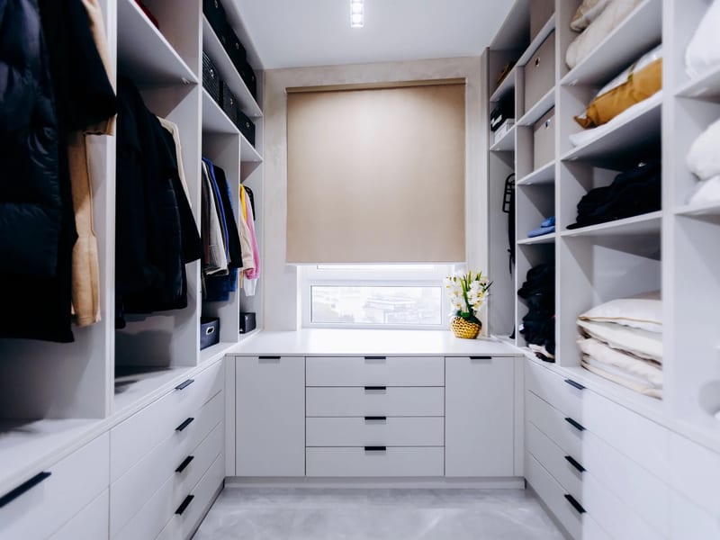 Custom Walk-In Closets